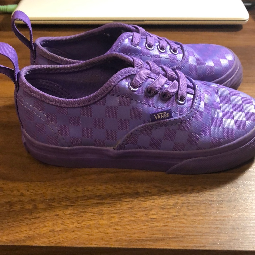 Unisex purple vans